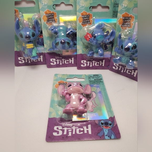 Disney Stitch Complete Set Of 5 Mini Figures W/ BONUS HOLOGRAPHIC CARDS - Picture 2 of 6
